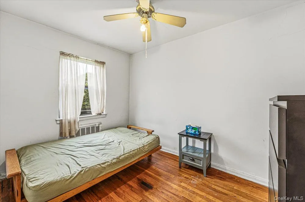 220-15 75th Avenue #86A2 Oakland Gardens, NY 11364