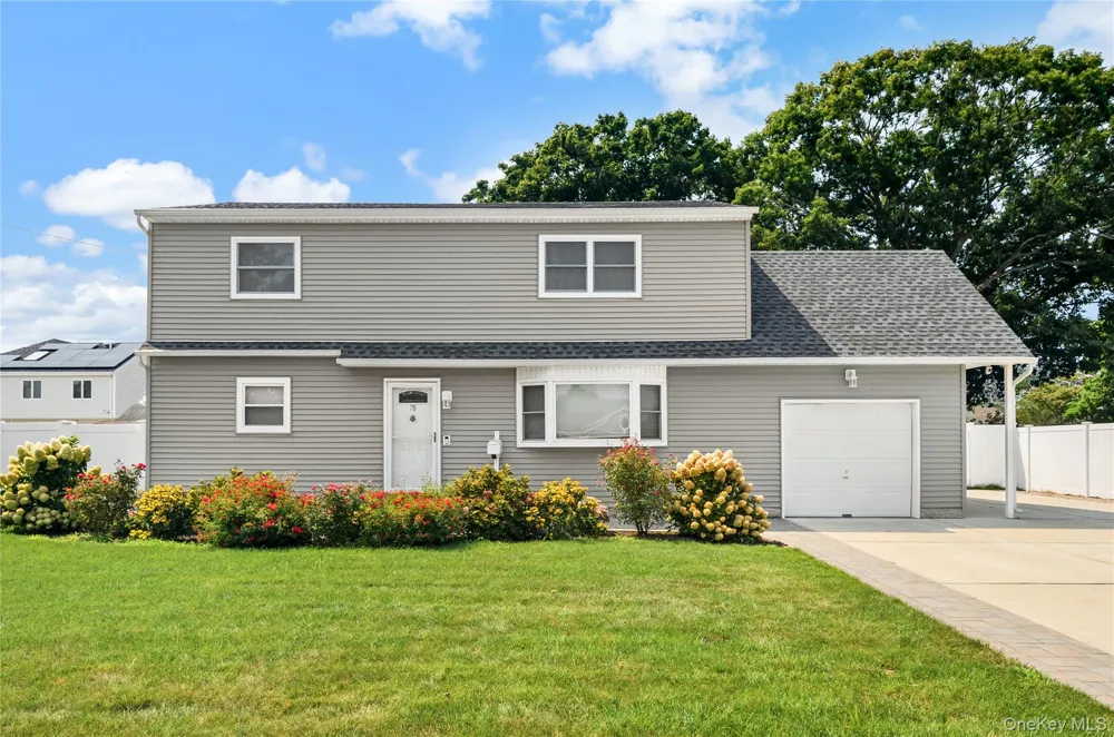 78 Osceola Avenue Deer Park, NY 11729