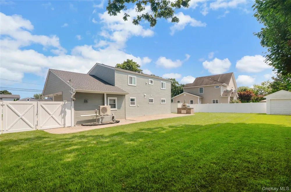 78 Osceola Avenue Deer Park, NY 11729