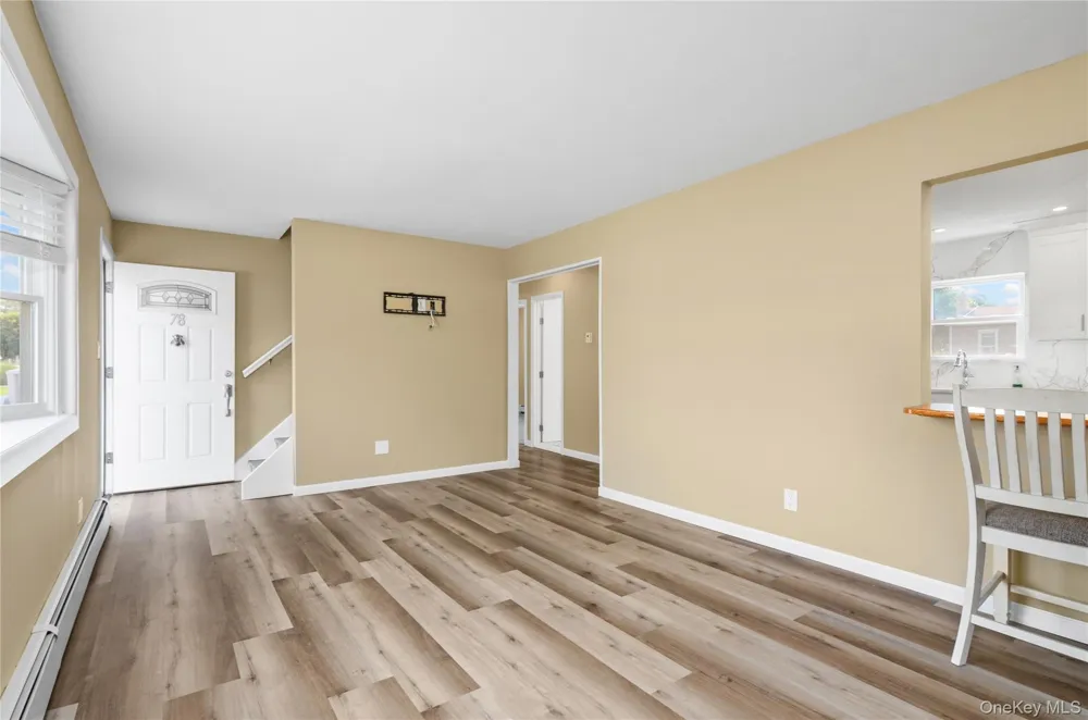 78 Osceola Avenue Deer Park, NY 11729