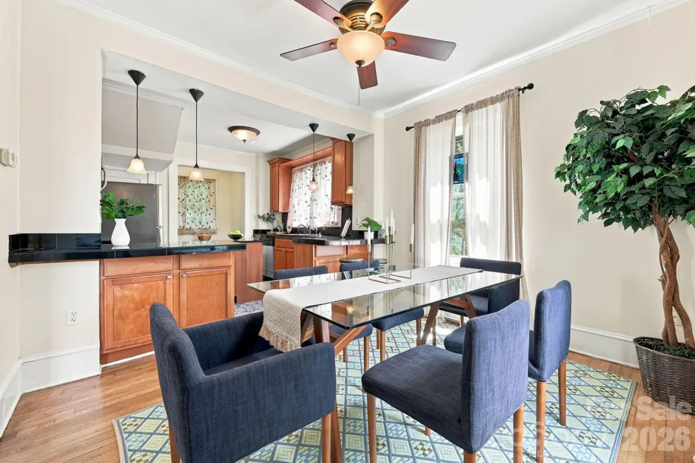 45 Woodvale Avenue Asheville, NC 28804