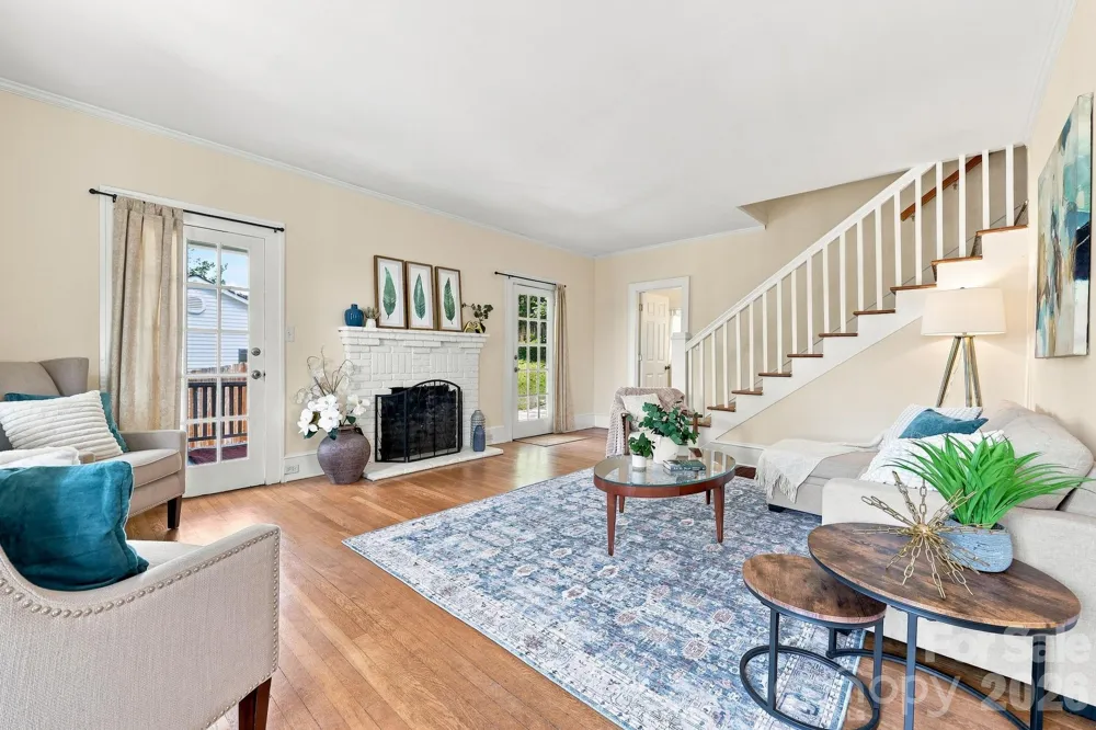 45 Woodvale Avenue Asheville, NC 28804