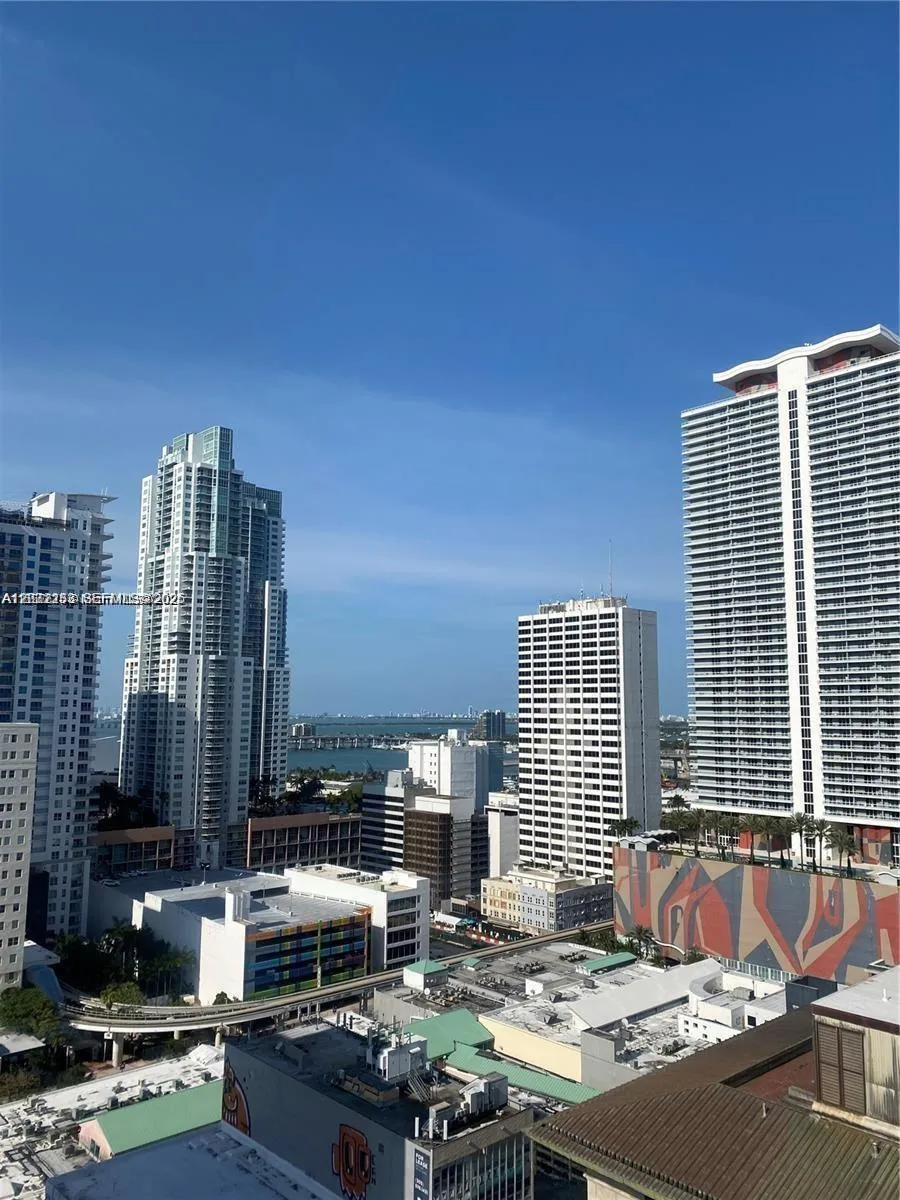151 SE 1st St #2104 Miami, FL 33131