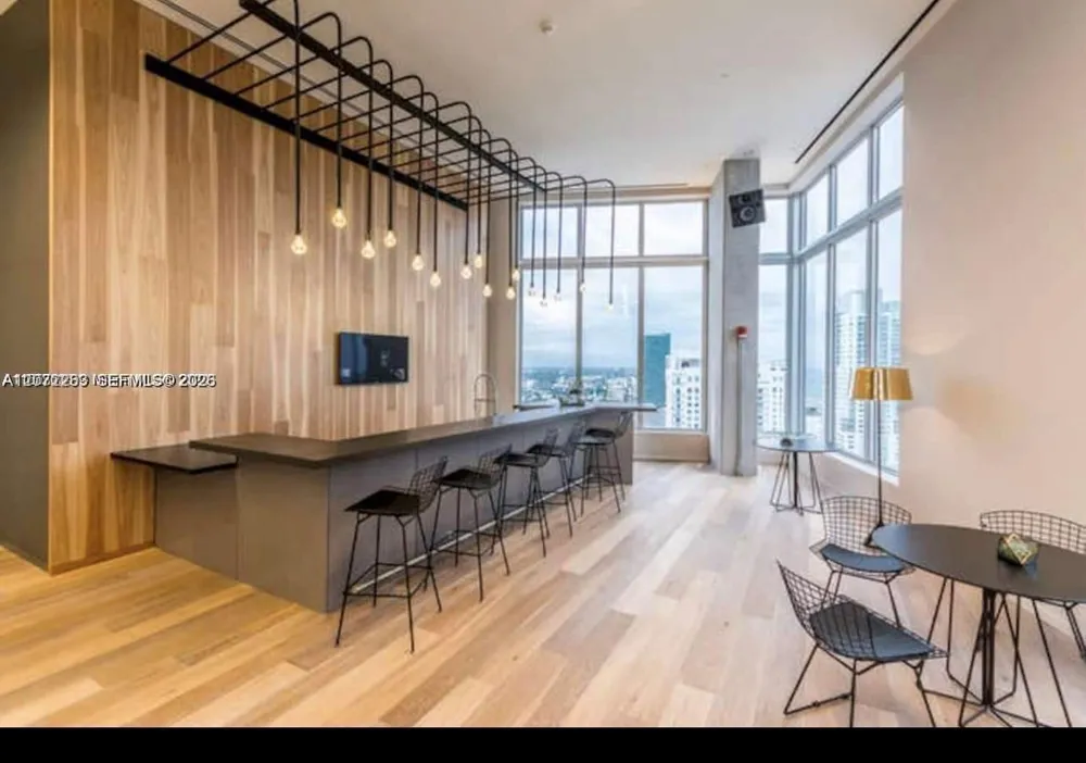 151 SE 1st St #2104 Miami, FL 33131