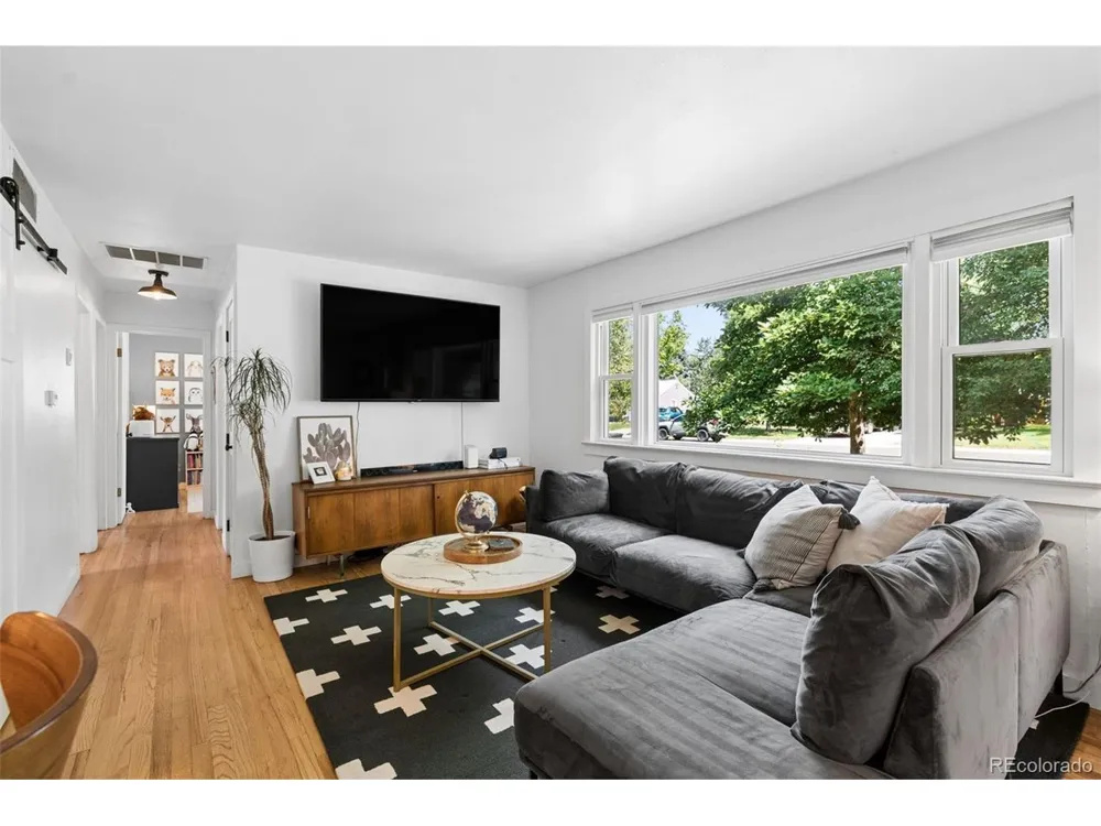 1361 S Glencoe Street Denver, CO 80222