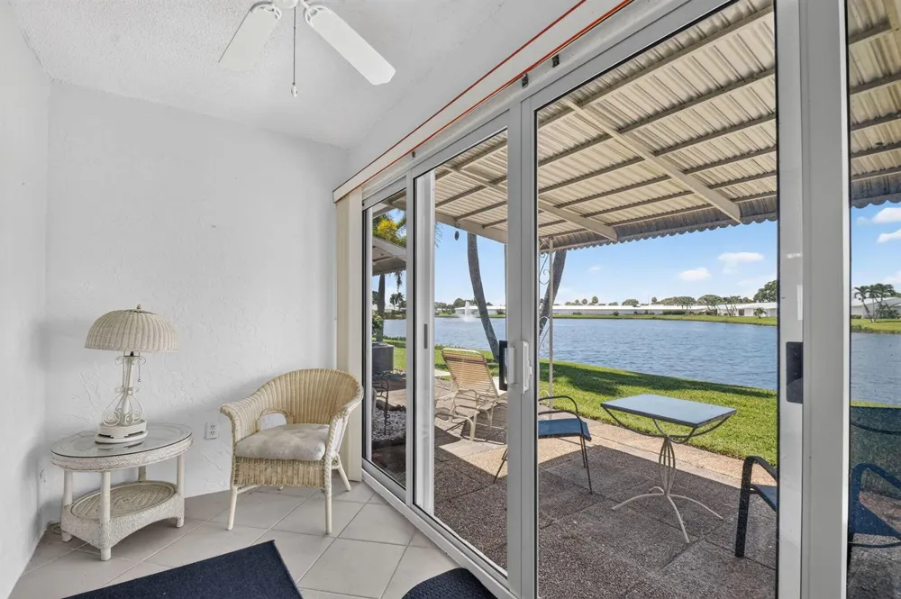 701 SW LAKE COURT #109 Boynton Beach, FL 33426