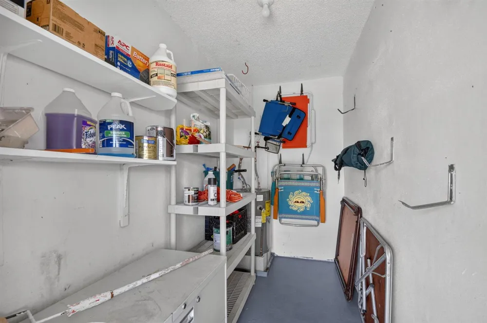 701 SW LAKE COURT #109 Boynton Beach, FL 33426