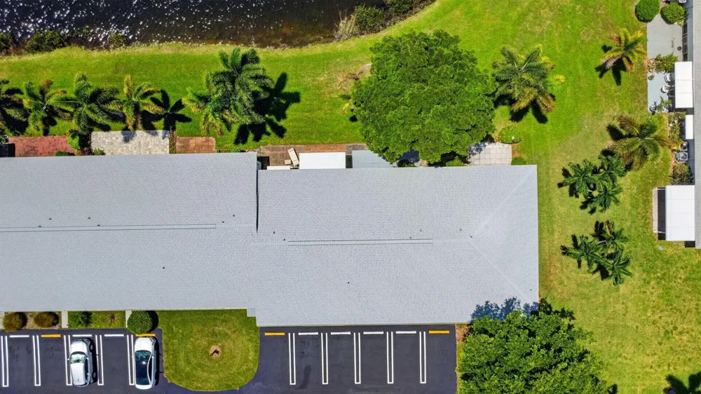 701 SW LAKE COURT #109 Boynton Beach, FL 33426