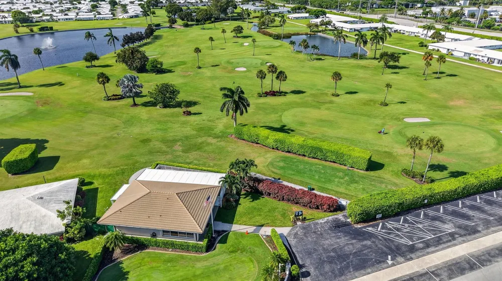 701 SW LAKE COURT #109 Boynton Beach, FL 33426