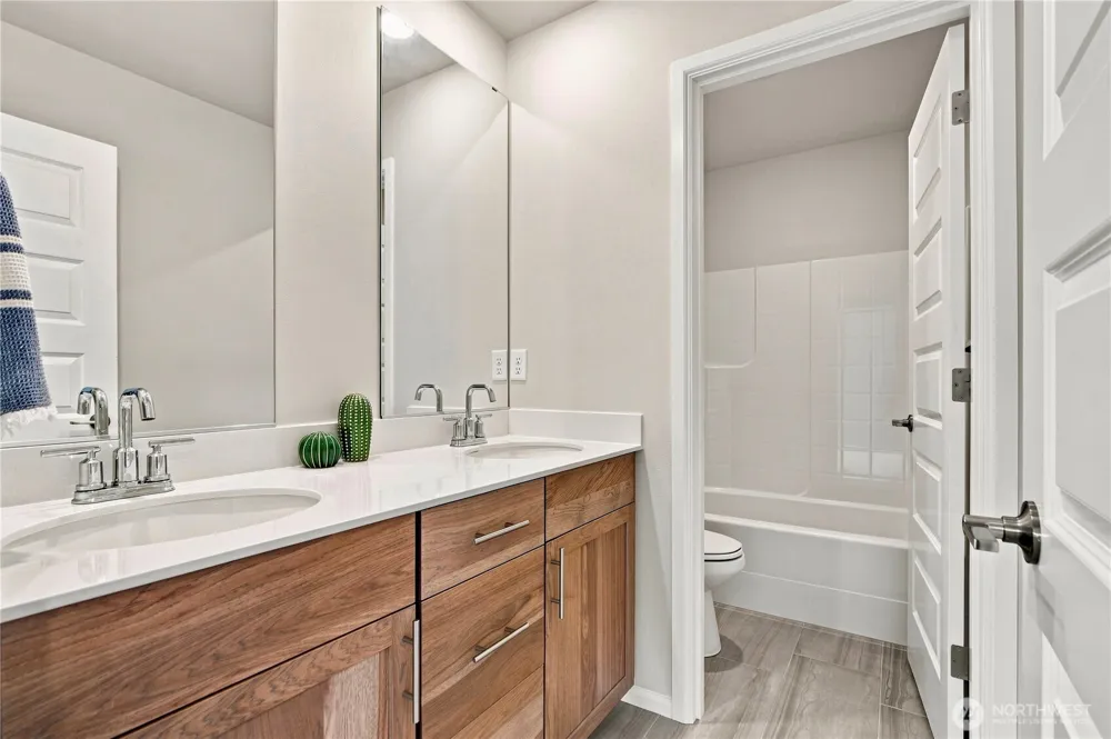 13429 58th Place W Edmonds, WA 98026