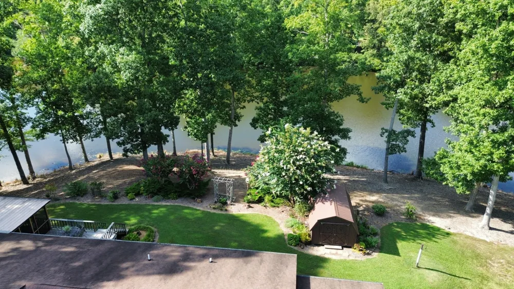 120 Smith Rd Paris, TN 38242