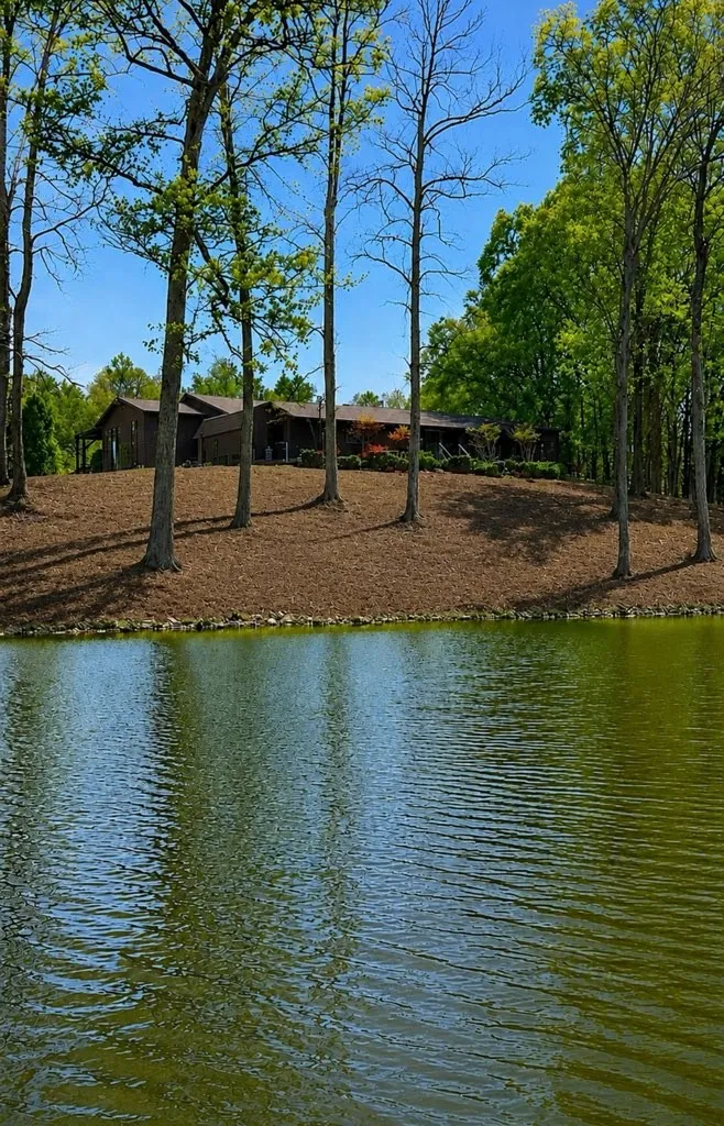 120 Smith Rd Paris, TN 38242