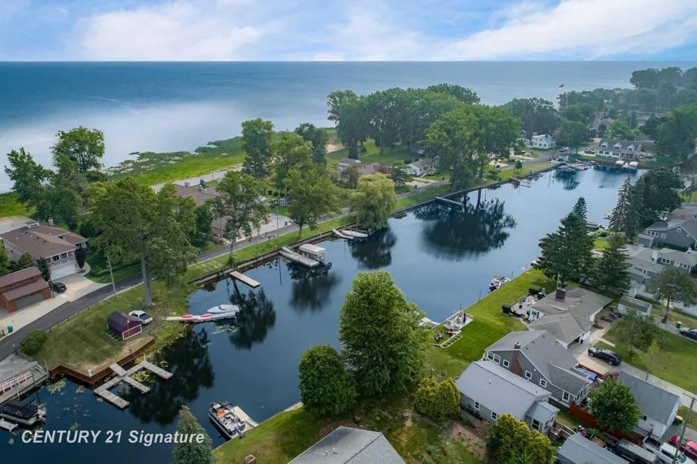 103 Lincoln Drive Bangor Charter Township, MI 48706