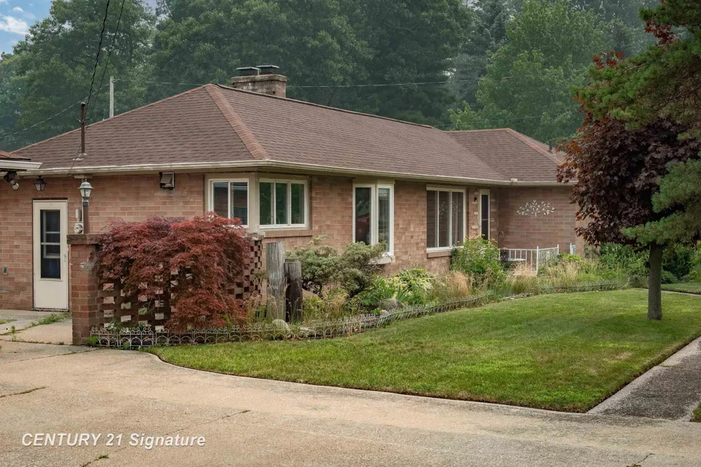 103 Lincoln Drive Bangor Charter Township, MI 48706