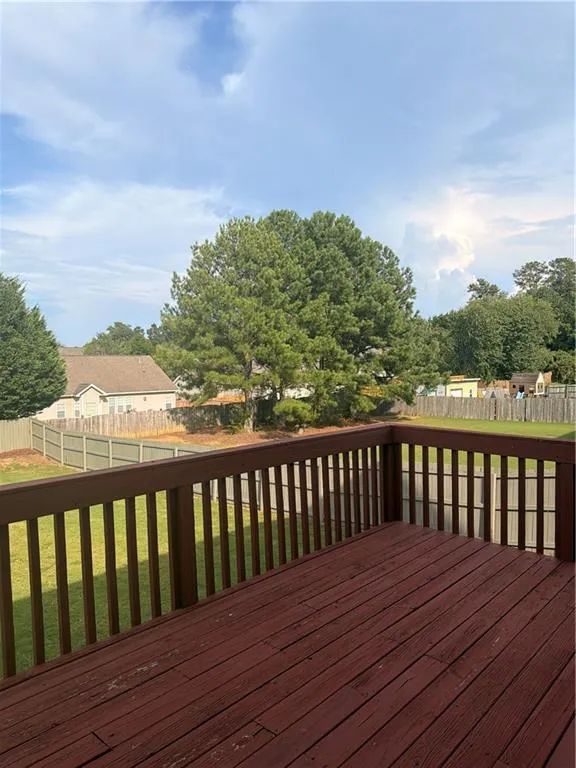 3390 Rozena Way Loganville, GA 30052