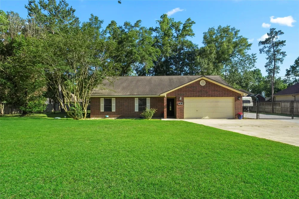 7415 Revelwood Drive Magnolia, TX 77354