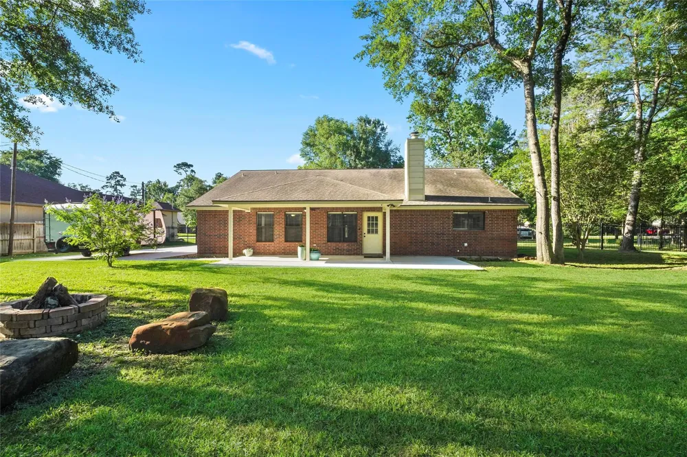 7415 Revelwood Drive Magnolia, TX 77354