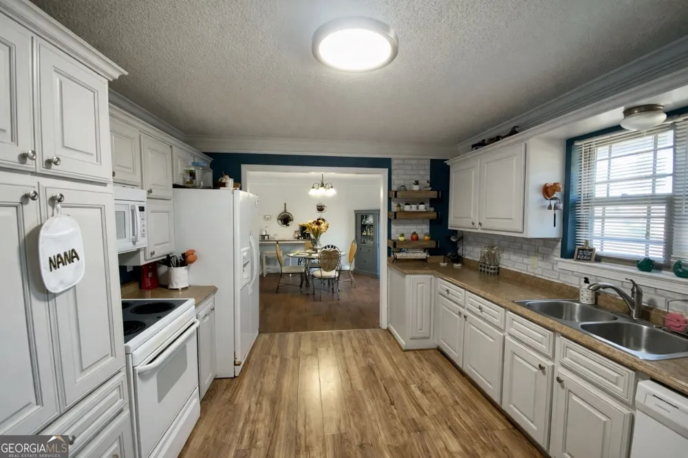 6 Terry ST Rossville, GA 30741
