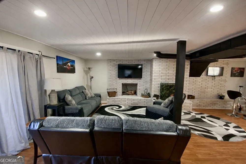 6 Terry ST Rossville, GA 30741