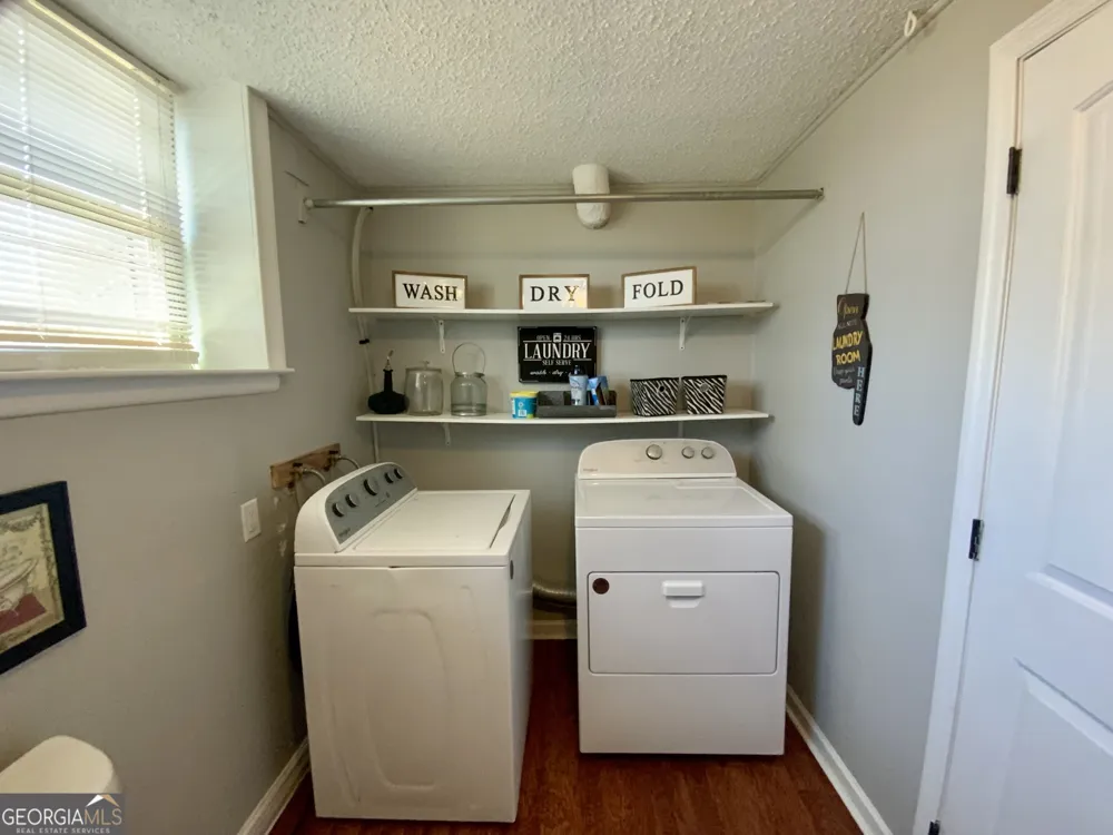 6 Terry ST Rossville, GA 30741