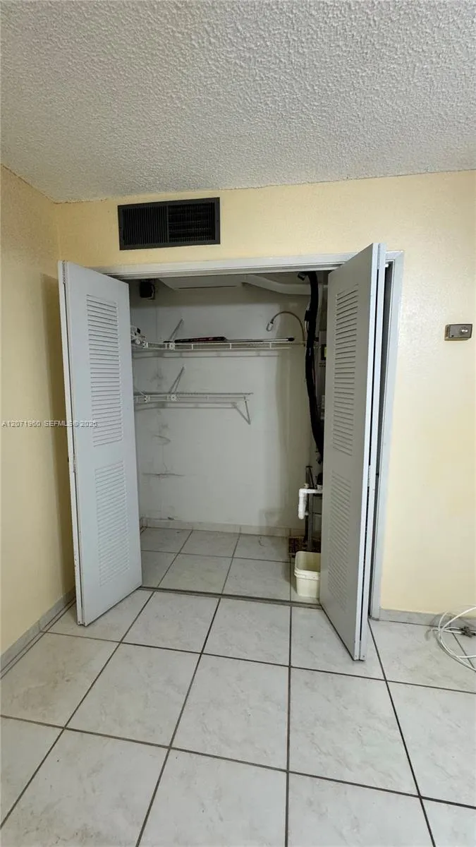 160 NE 203rd Ter #E20 Miami Gardens, FL 33179