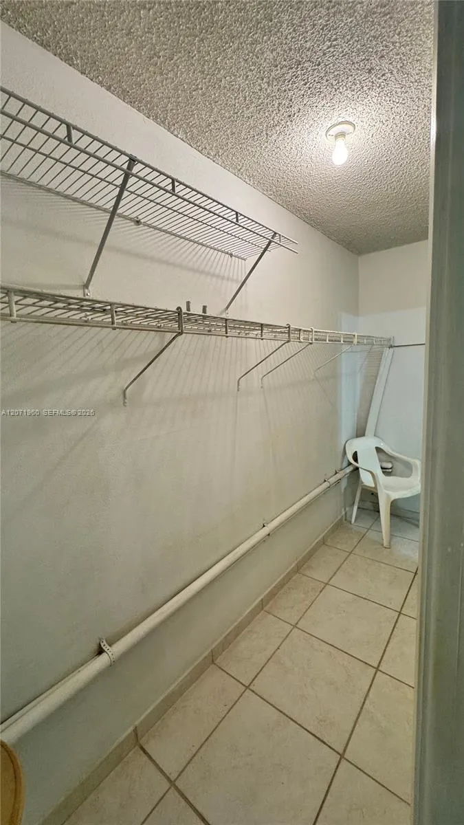 160 NE 203rd Ter #E20 Miami Gardens, FL 33179
