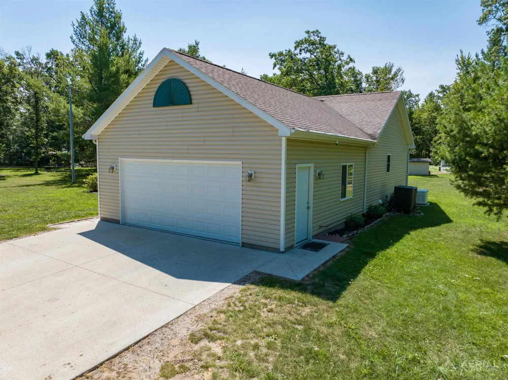 4809 E County Line Road Goodar Township, MI 48761