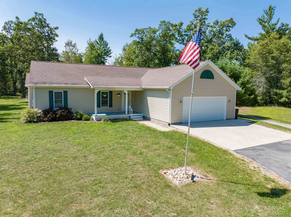 4809 E County Line Road Goodar Township, MI 48761