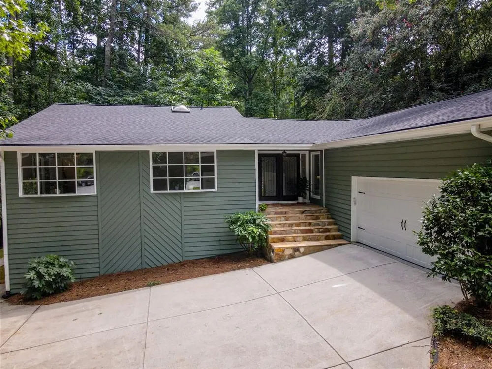 3882 Centre Court Peachtree Corners, GA 30092