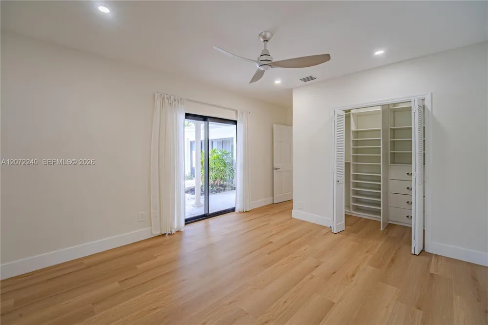 1825 Alamanda Dr North Miami, FL 33181