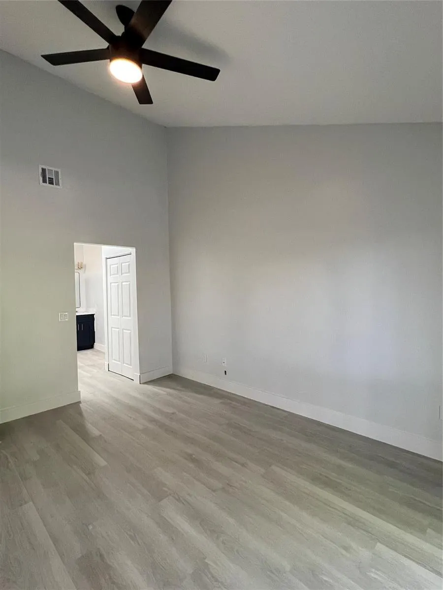 2033 Winners Circle North Lauderdale, FL 33068