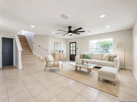 9607 Chase Pt