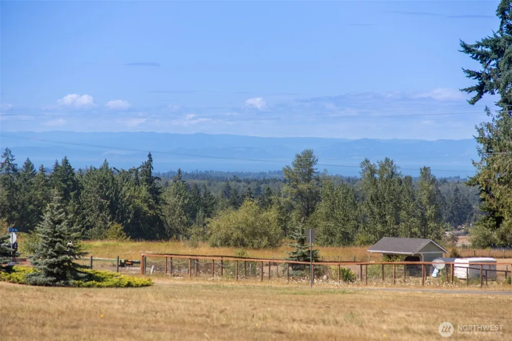 31 McFarland Drive Sequim, WA 98382