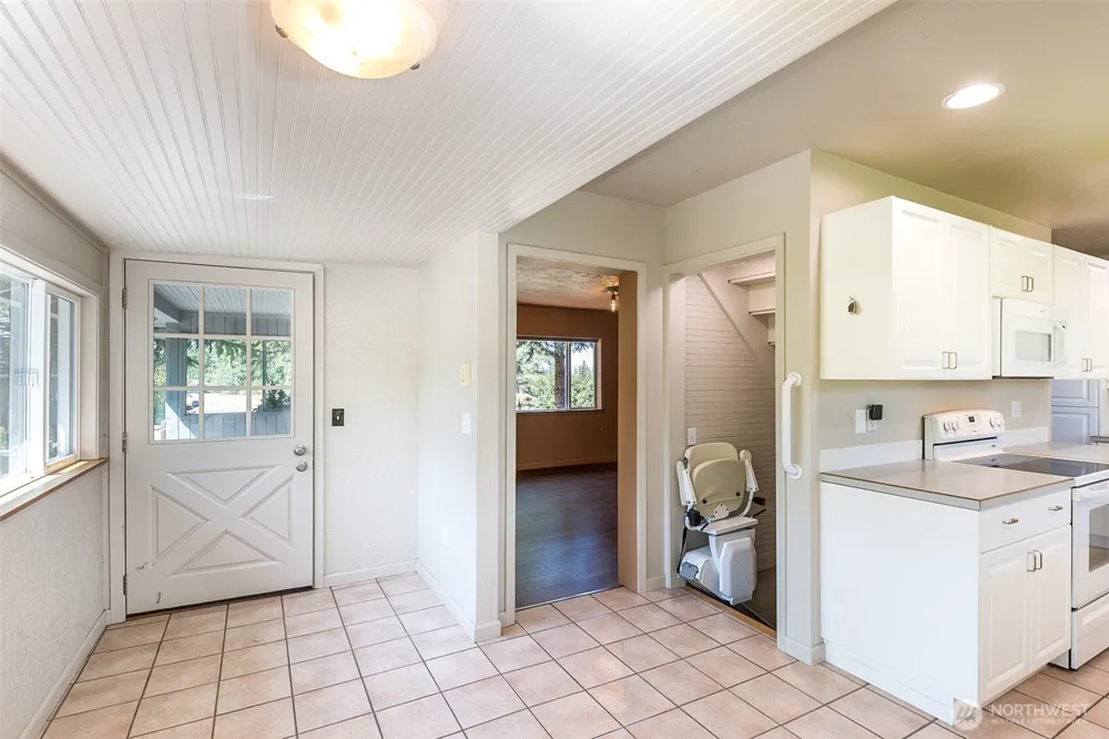 31 McFarland Drive Sequim, WA 98382