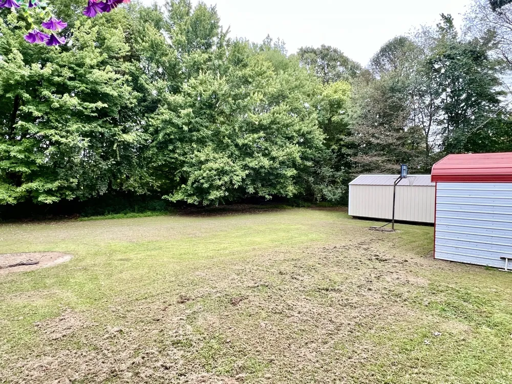 690 Monument Rd Summertown, TN 38483
