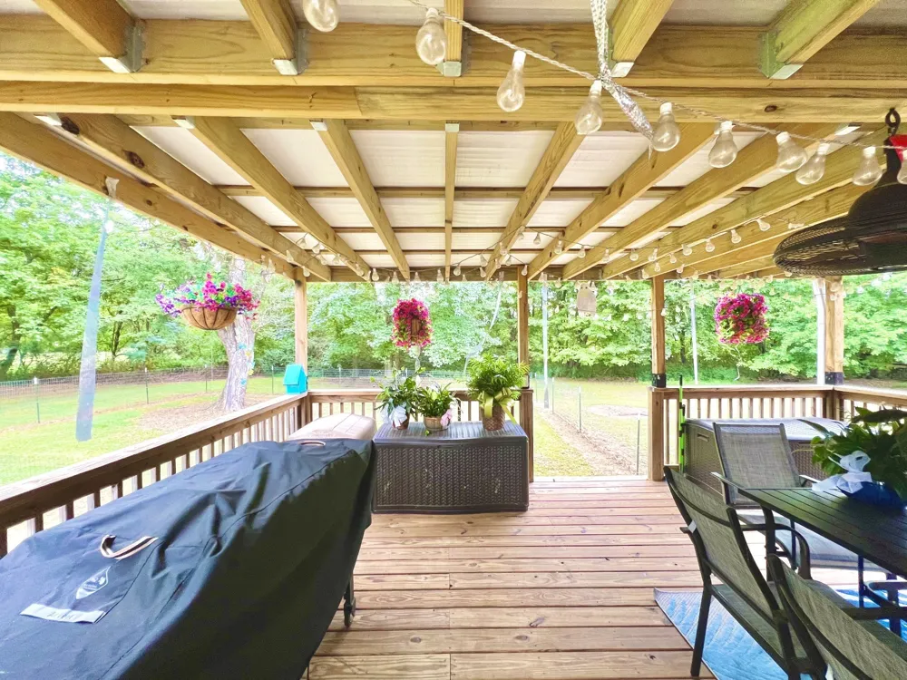 690 Monument Rd Summertown, TN 38483