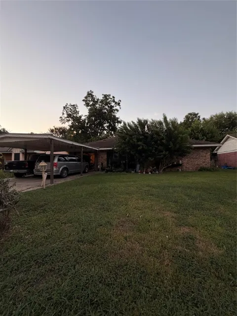 5715 Waterford Drive
