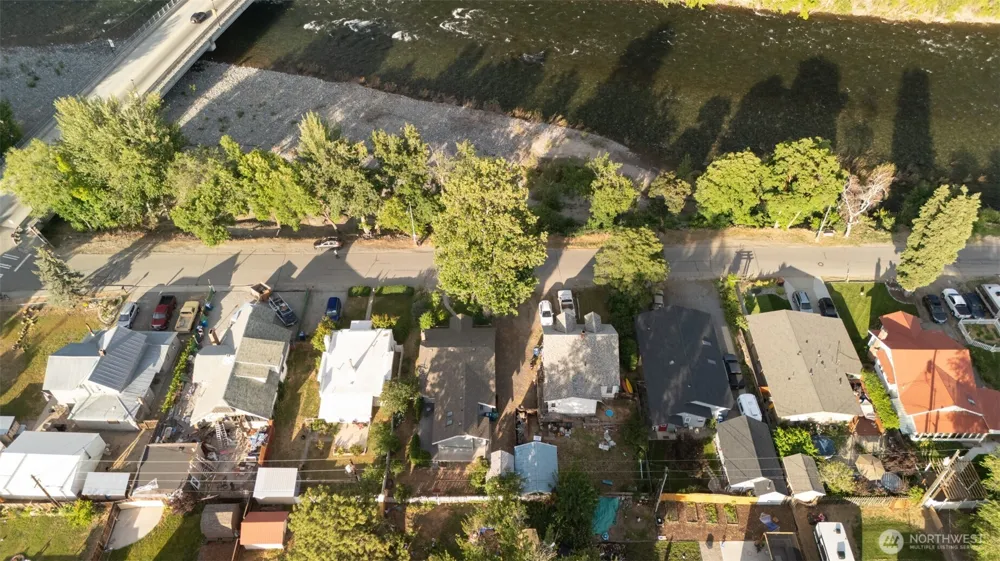 123 Riverfront Drive Cashmere, WA 98815