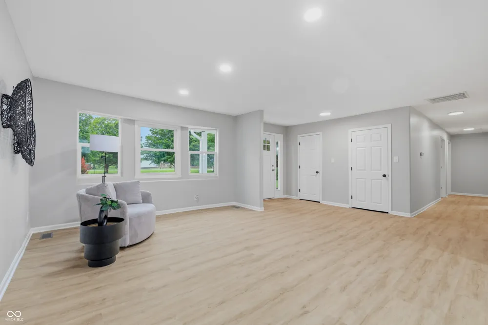 4215 E 236th Street Cicero, IN 46034