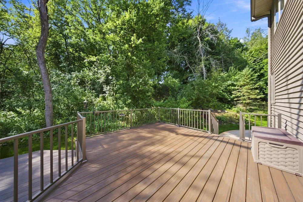 605 Knollwood Drive Hudson, WI 54016