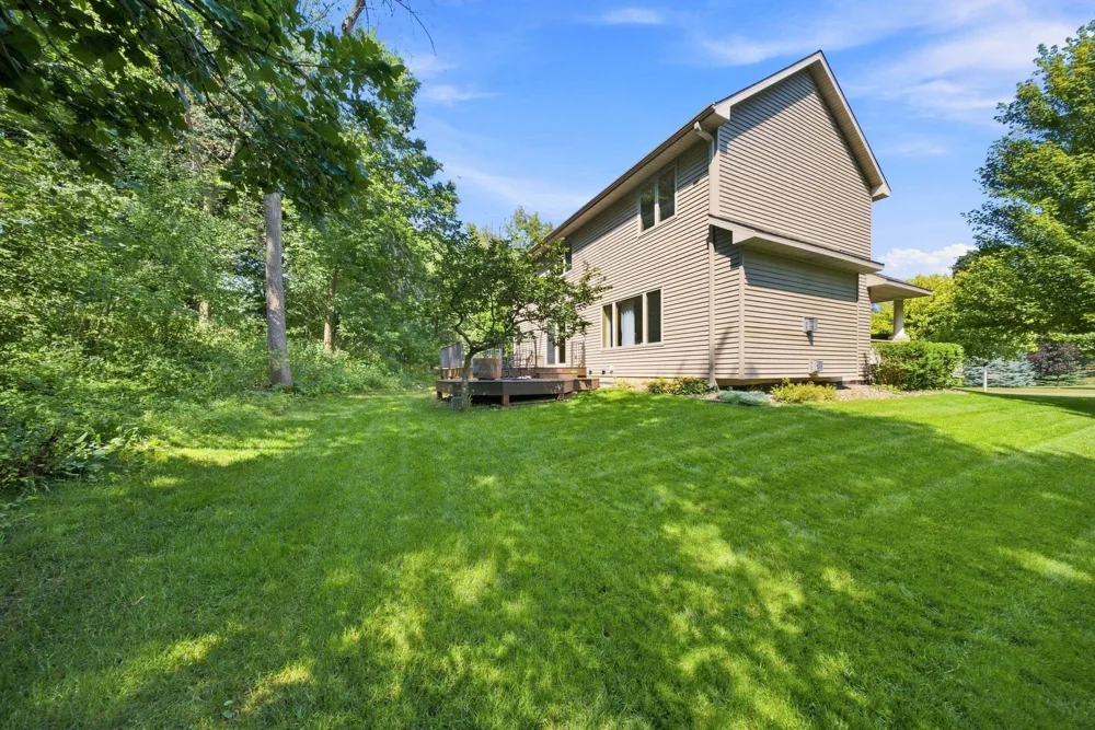 605 Knollwood Drive Hudson, WI 54016