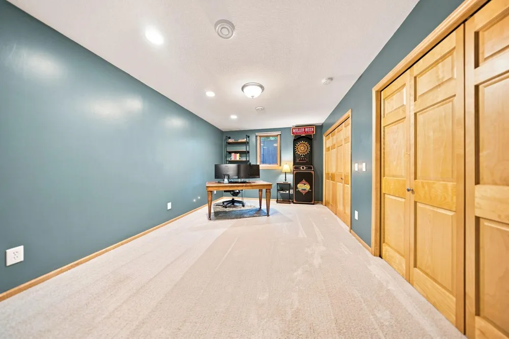 605 Knollwood Drive Hudson, WI 54016