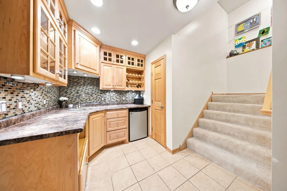605 Knollwood Drive Hudson, WI 54016