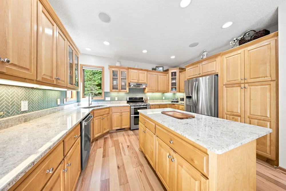 605 Knollwood Drive Hudson, WI 54016
