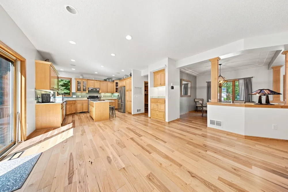 605 Knollwood Drive Hudson, WI 54016