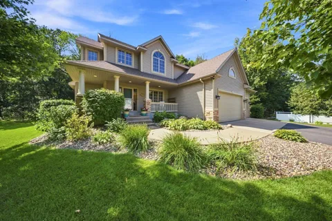 605 Knollwood Drive