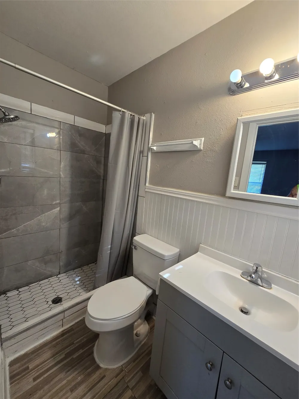 427 Royal Crest Drive Richardson, TX 75081