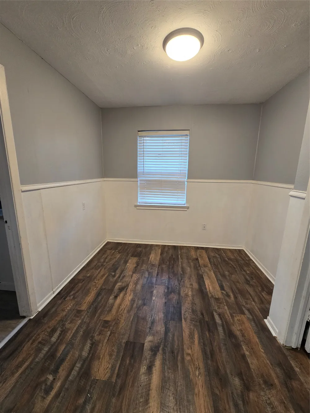 427 Royal Crest Drive Richardson, TX 75081
