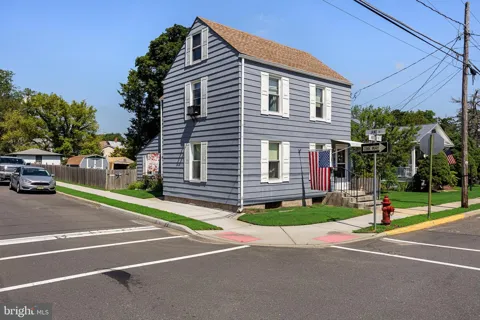 35 HOUGH STREET