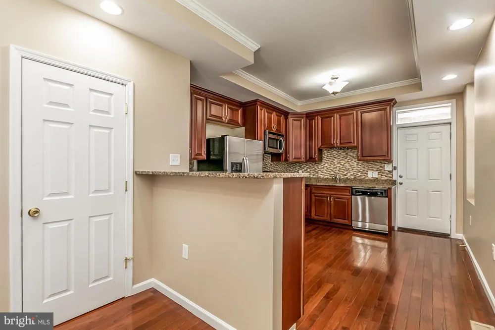 1 S EAST AVENUE Baltimore, MD 21224